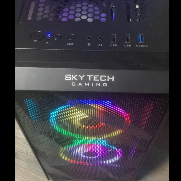 AMD Ryzen 5 5600G with Radeon Graphics - Picture 3 of 9